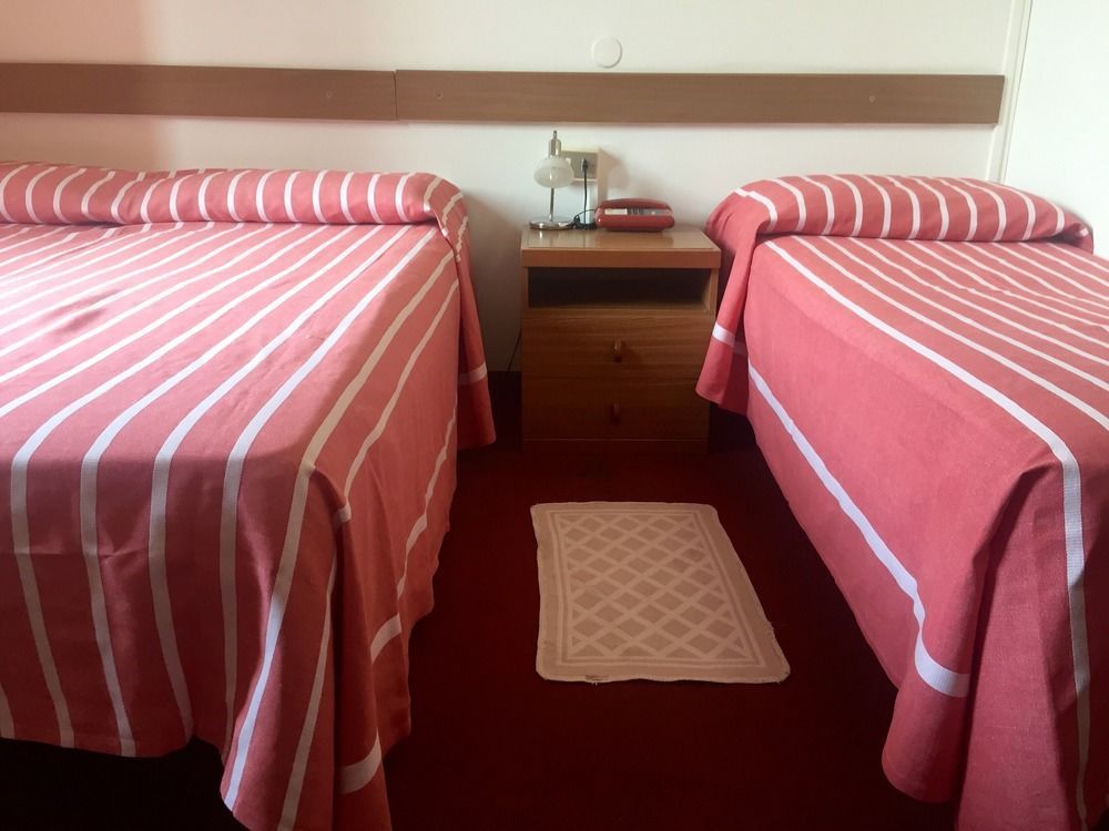 Hotel Moderno Лекко Экстерьер фото